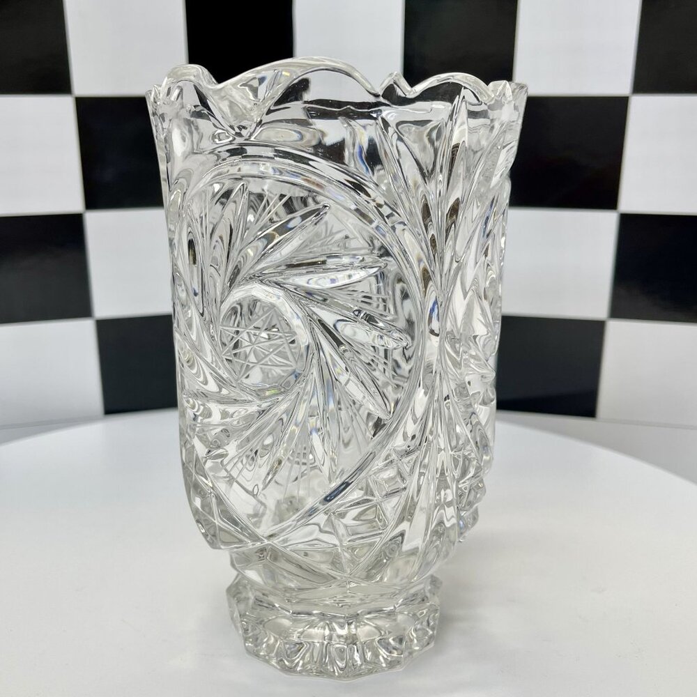 Authentic Bohemia Crystal Pitcher, Vintage Cut Glass with Starburst Leaf Pattern - Picture 5 of 10